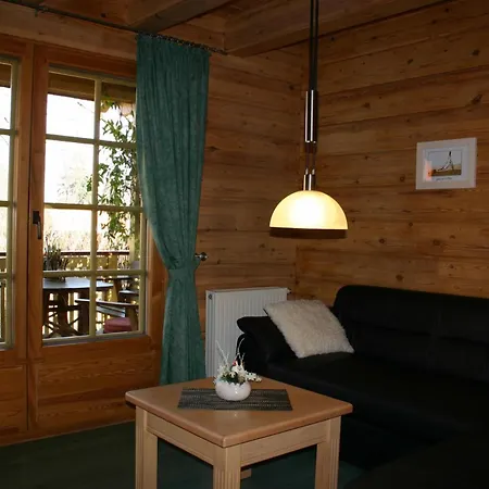 アパート Gemuetliches Blockhaus In Waldrandlage Mit Sauna *